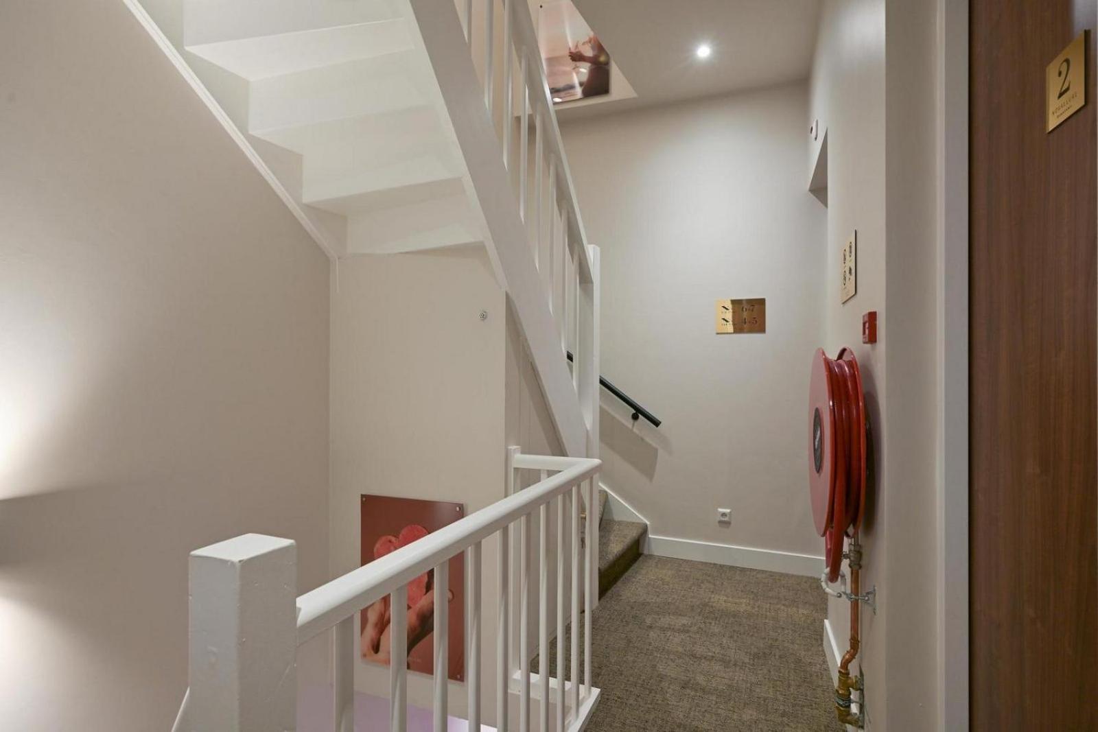 Novallure Downtown - Short Stay Apartments Гаага Номер фото