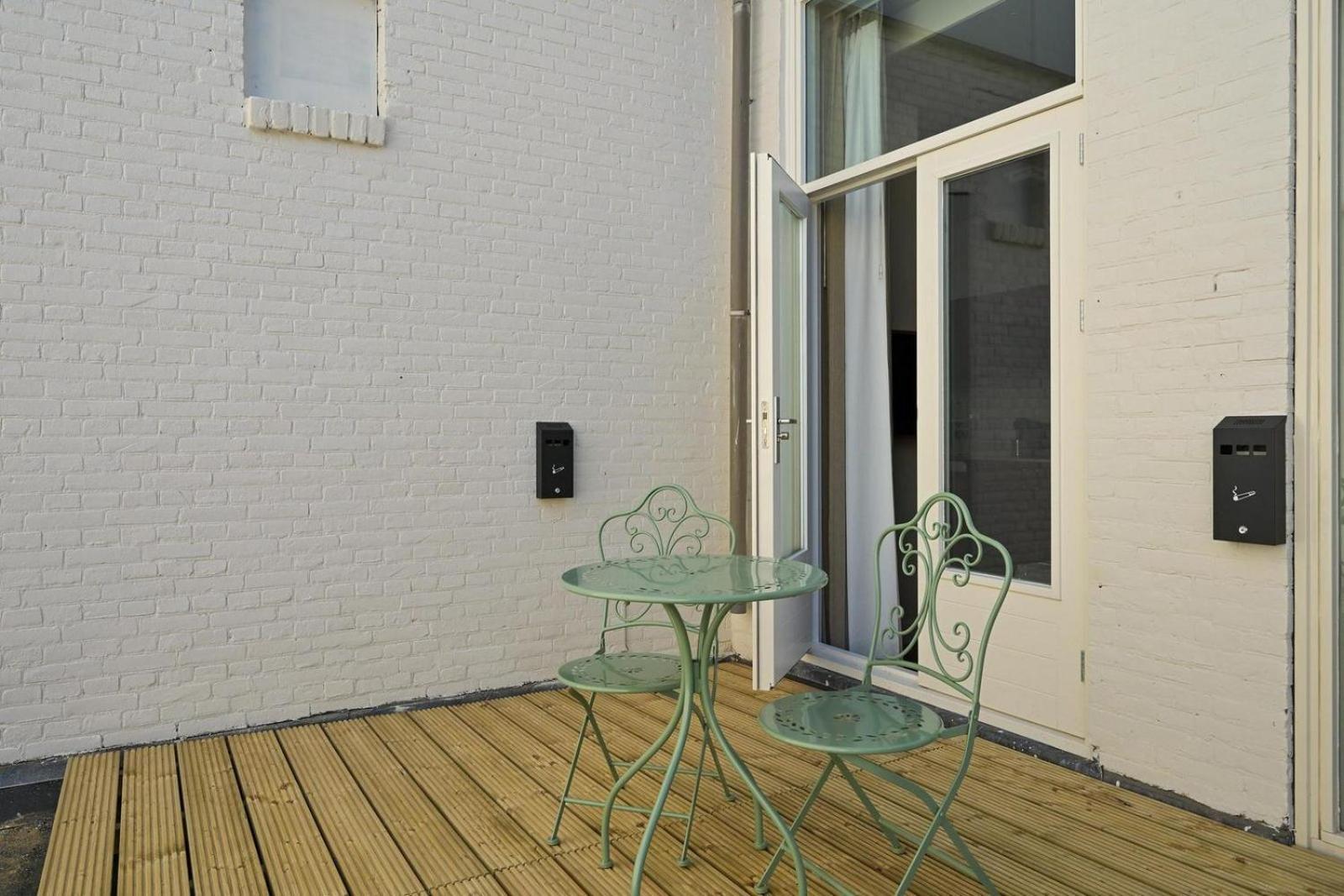 Novallure Downtown - Short Stay Apartments Гаага Номер фото