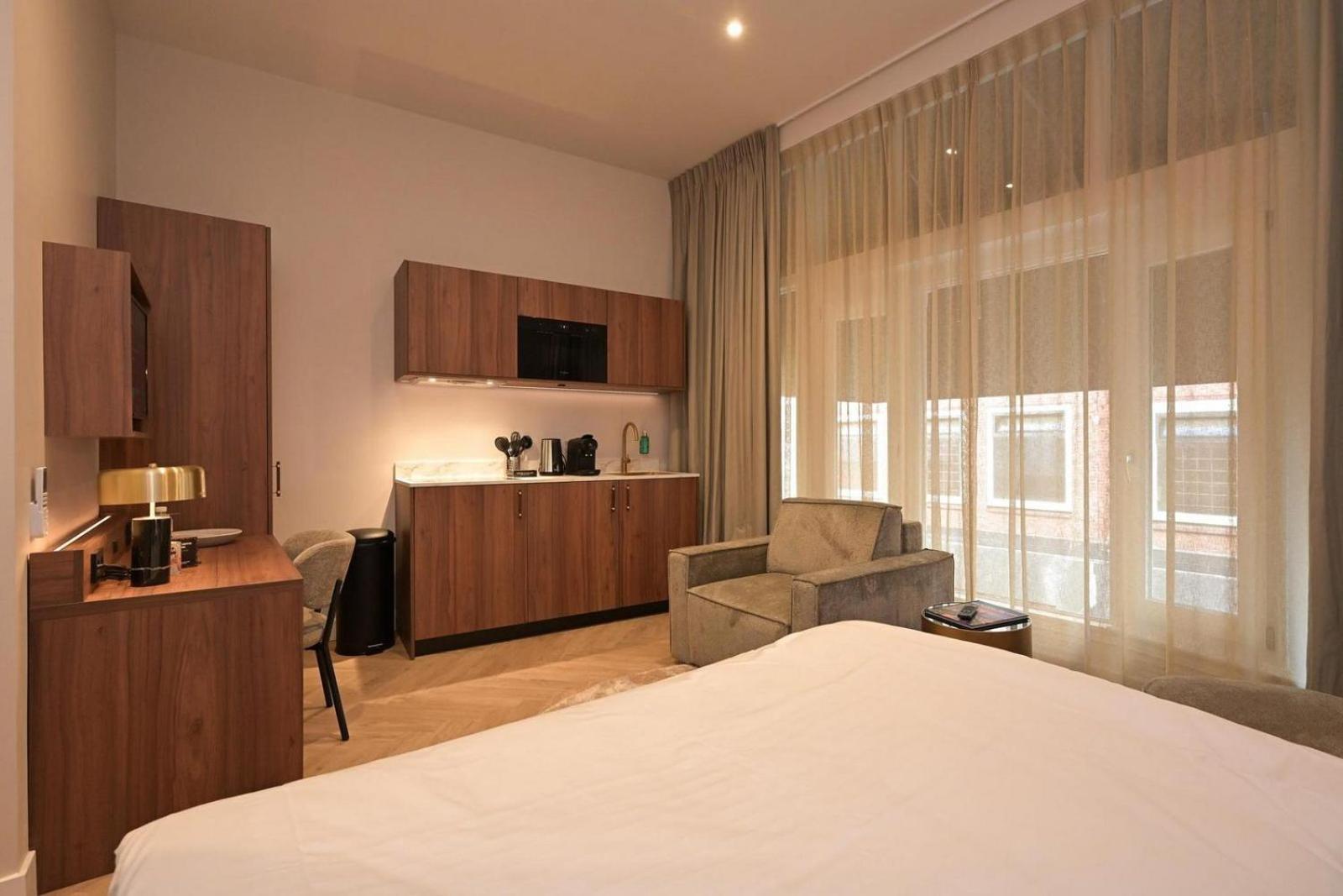 Novallure Downtown - Short Stay Apartments Гаага Номер фото