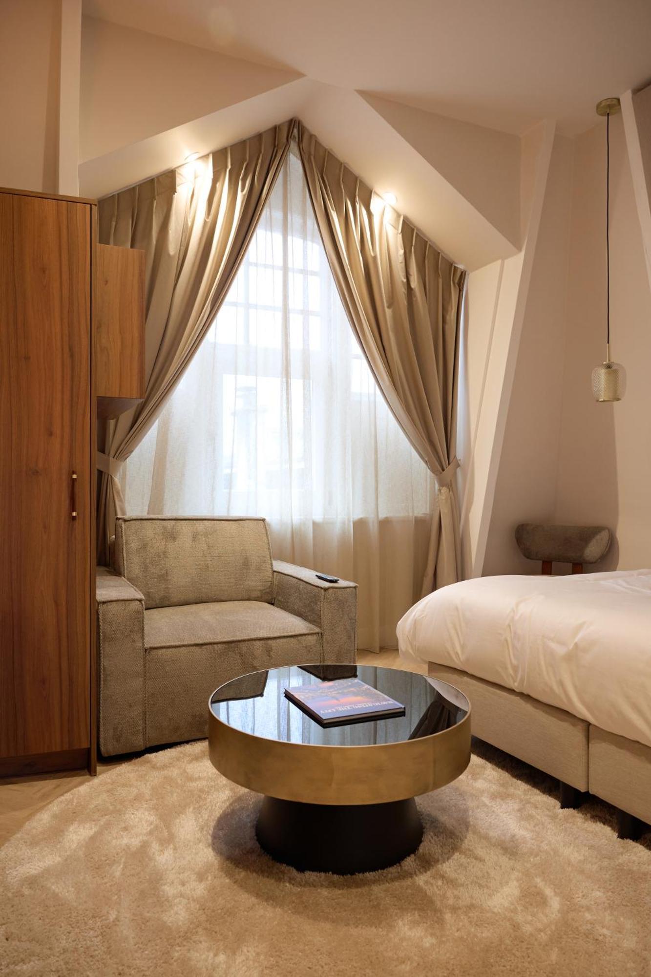 Novallure Downtown - Short Stay Apartments Гаага Экстерьер фото