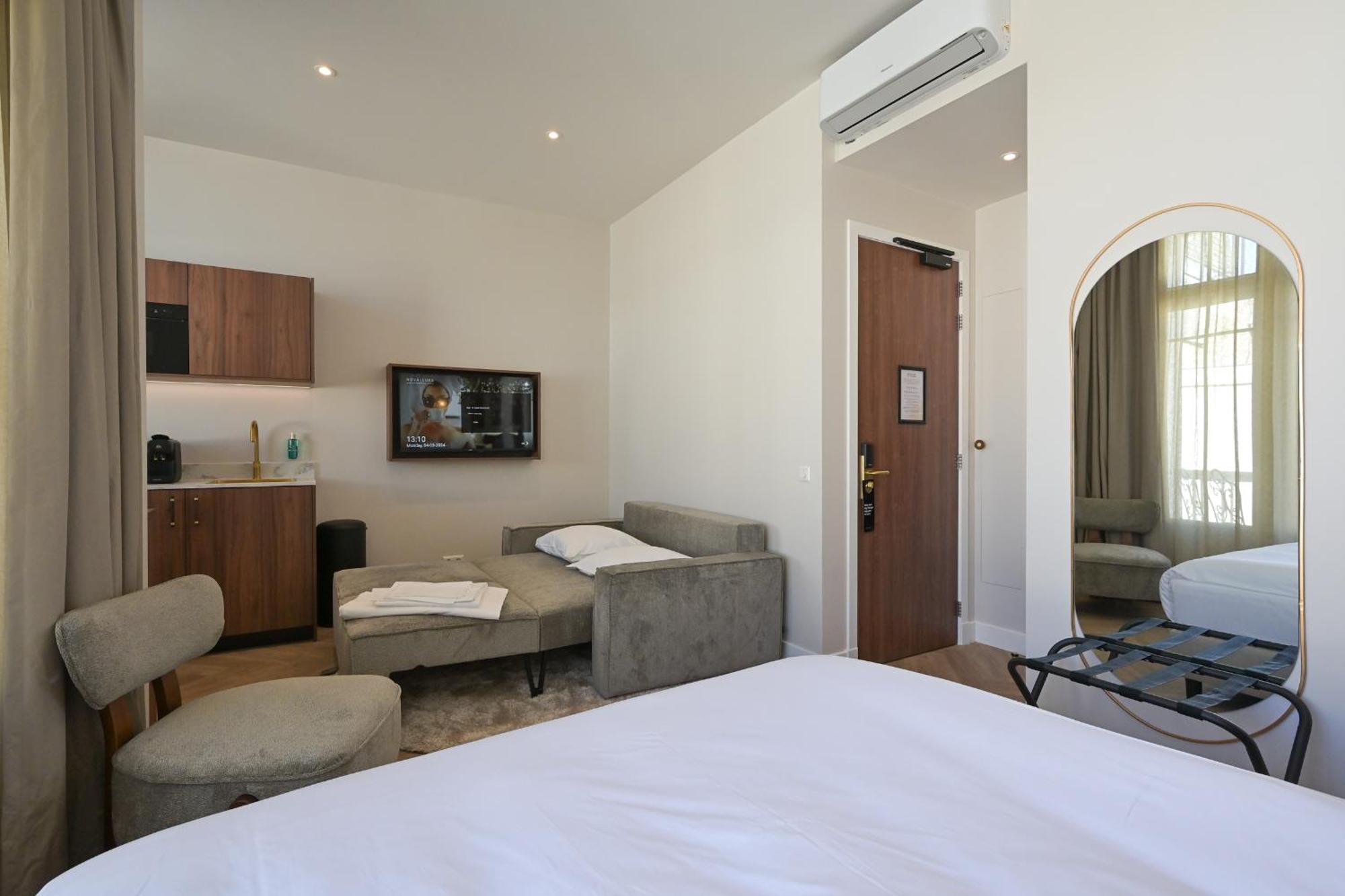 Novallure Downtown - Short Stay Apartments Гаага Экстерьер фото